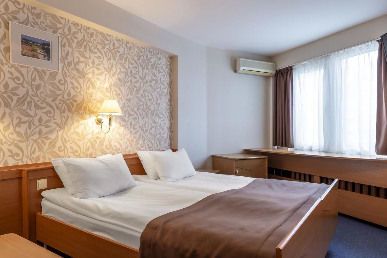 Отель Отель Адрия Киев