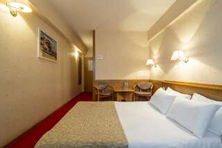 Отель Отель Адрия Киев Двухместный номер эконом-класса с 1 кроватью-3